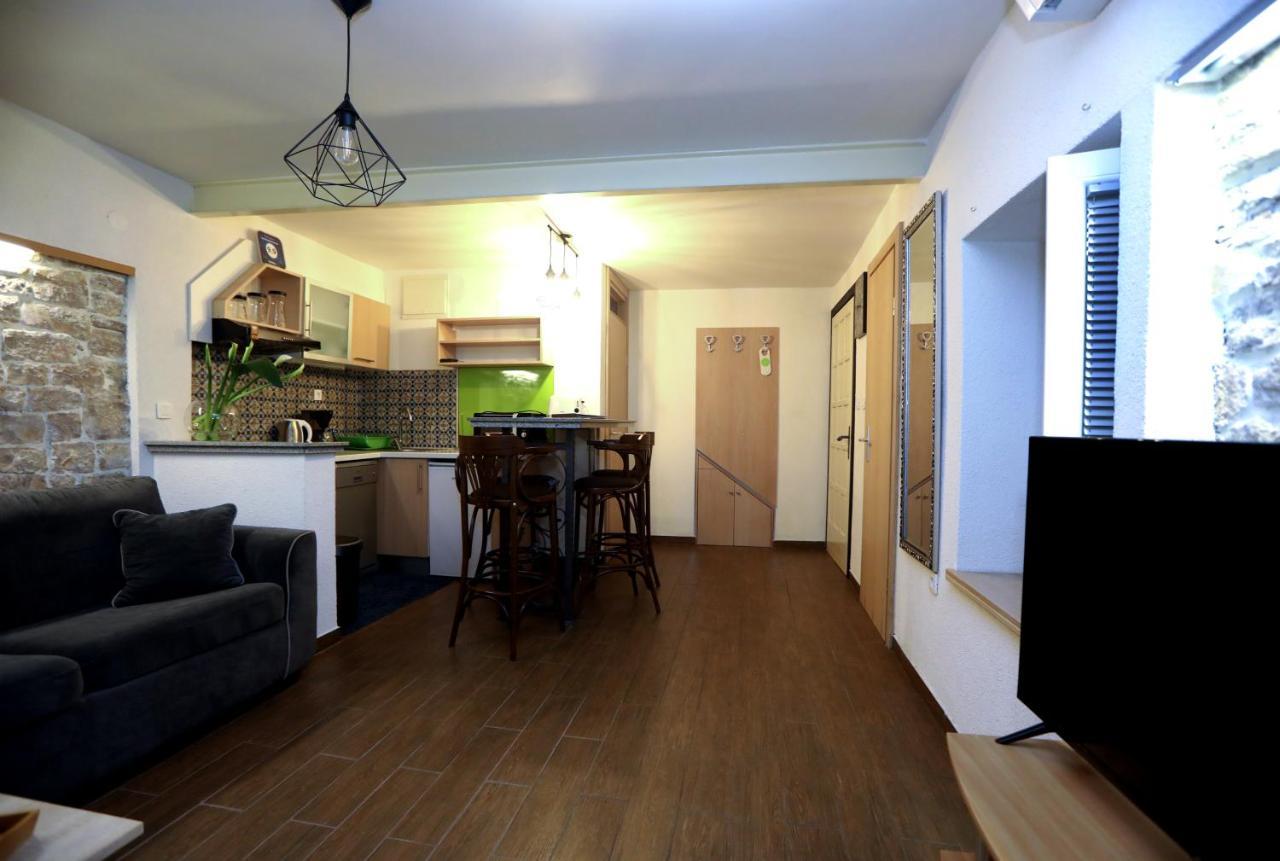 Apartment Secret Life 希贝尼克 外观 照片